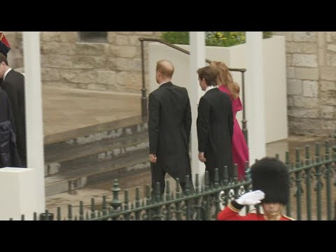 Prince Harry and Princesses Eugenie and Beatrice arrive at Westminster Abbey | AFP