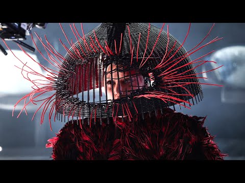 GRAMMYs: Lady Gaga's ECCENTRIC Abracadabra Performance