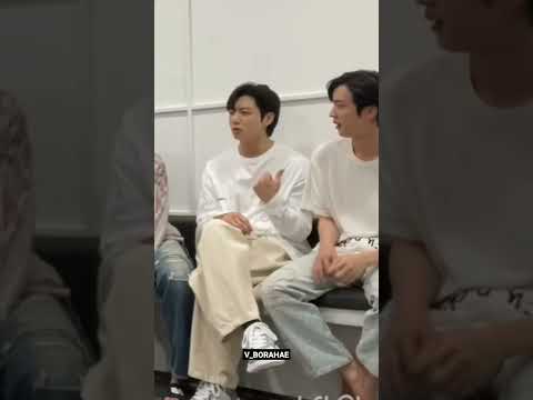 Luckily V didn't see Jin😂😁 #jk#jin#v#funnymoments#bts#shorts