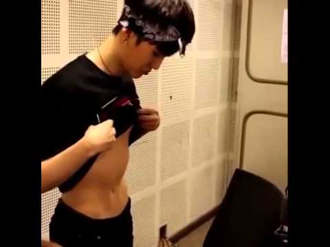 BTS SUGA BELLY DANCE