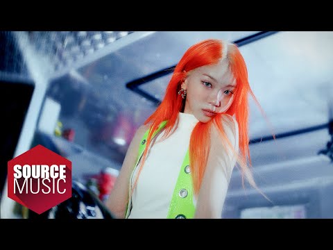 LE SSERAFIM (르세라핌) CHEEKY NEON PEPPER🌶️🧑‍🍳