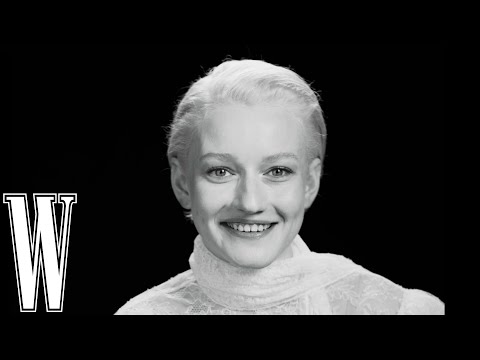 Julia Garner Talks Madonna Biopic & Anna Delvey's "Iconic Behavior" | W Magazine