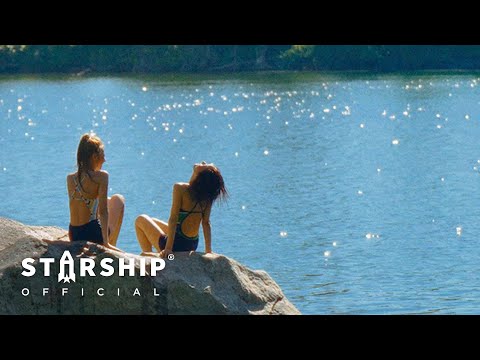 KiiiKiii 키키 'DANCING ALONE' MV