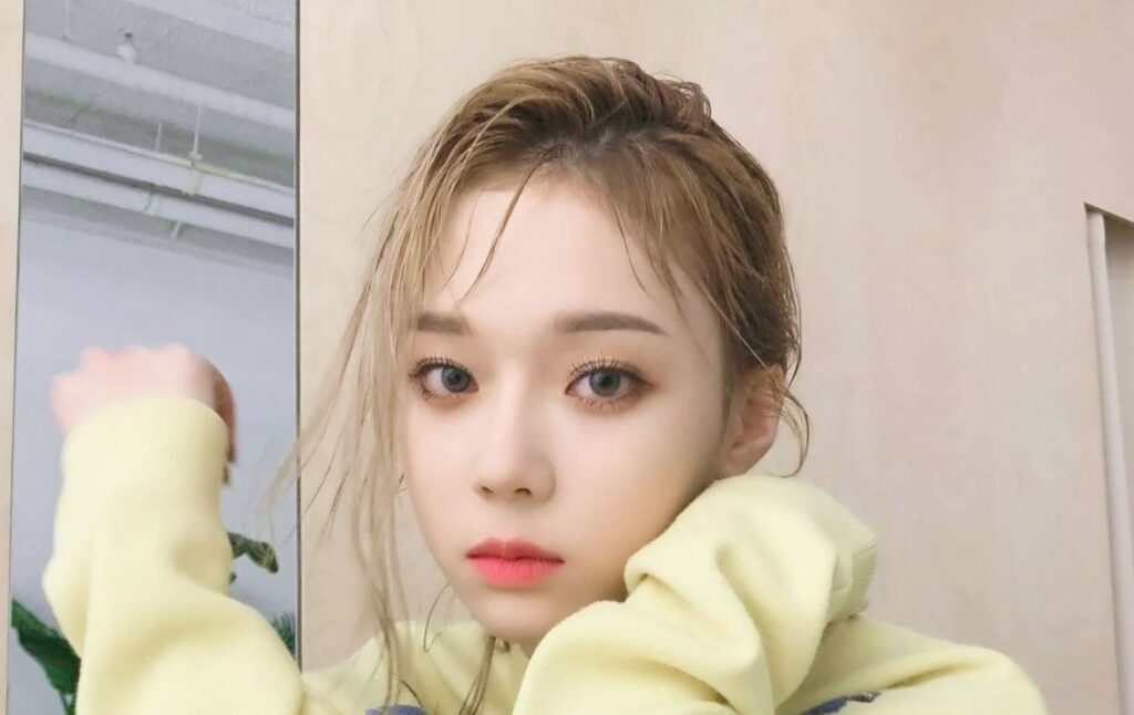 A man took inappropriate photos of Winter from aespa without her consent according to netizens (VIDEO)