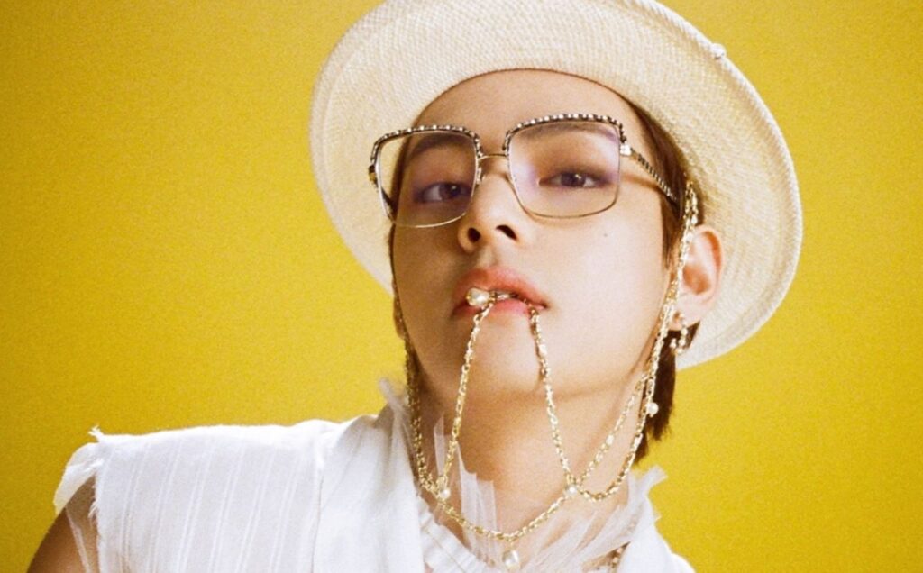 Chinese company under fire for putting up BTS's V billboard without legal permission