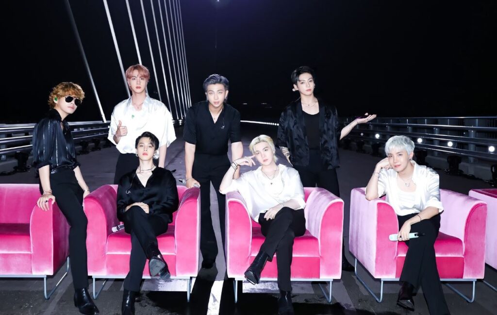 BTS to use Dynamite's Spotify plaque as a dish for a meal