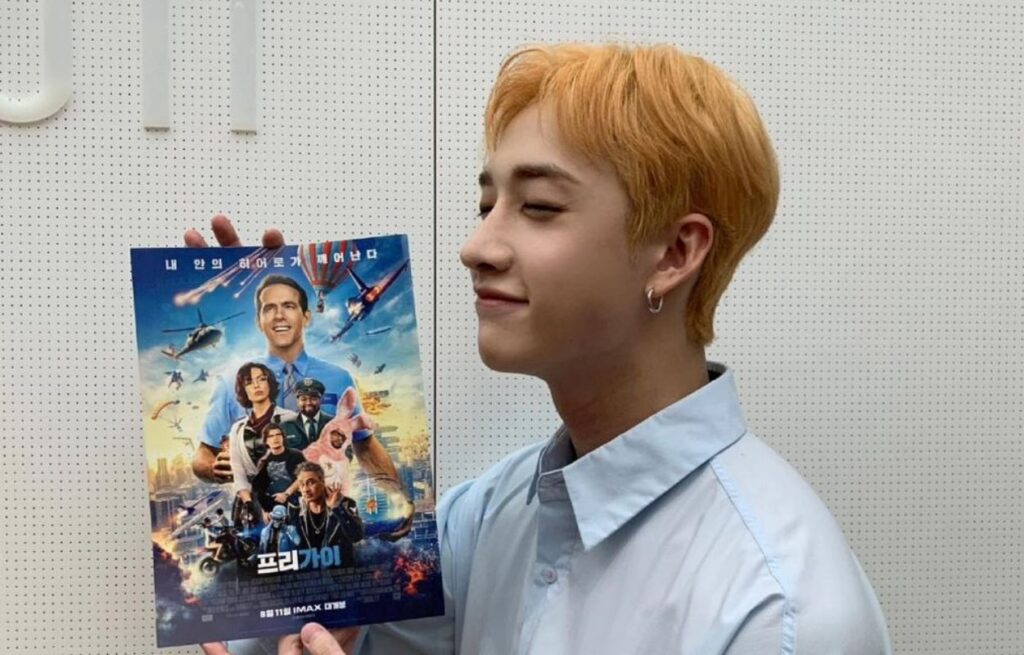 Ryan Reynolds spoke with Bang Chan and praised Stray Kids' music