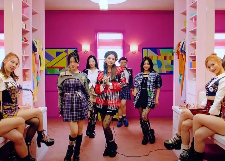 Twice To Release Their First Full English Single The Feels Music Mundial News
