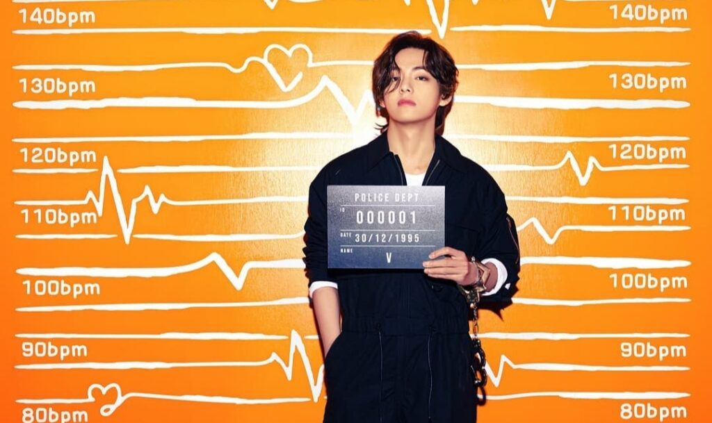 BTS: V makes HISTORY by being voted the most handsome man in the world for the second year in a row