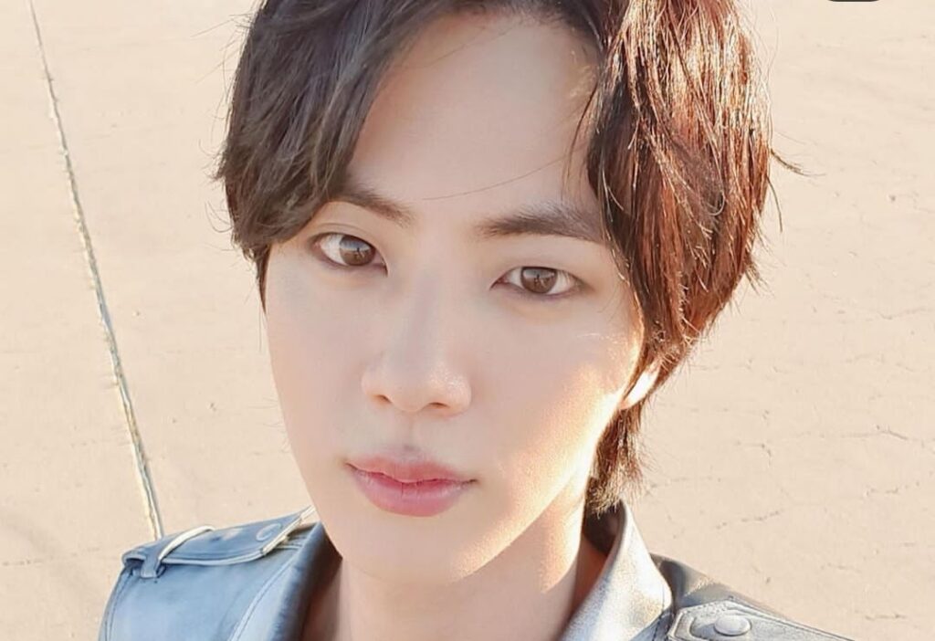 BTS' Jin touches ARMY by confessing that age is affecting his professional side