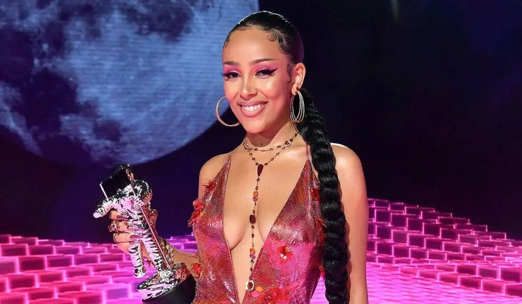 Doja Cat opens up about the exploitation of her label "I'm not happy"