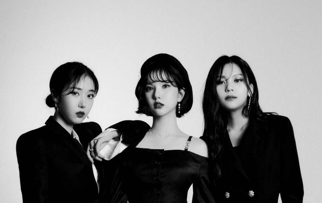 GFRIEND: Eunha, SinB, and Umji to re-debut as a trio with new agency