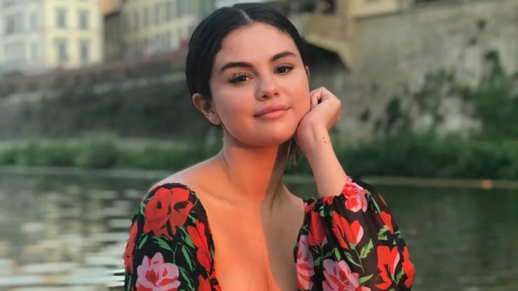 Selena Gomez shows a snippet of new music in Tiktok video