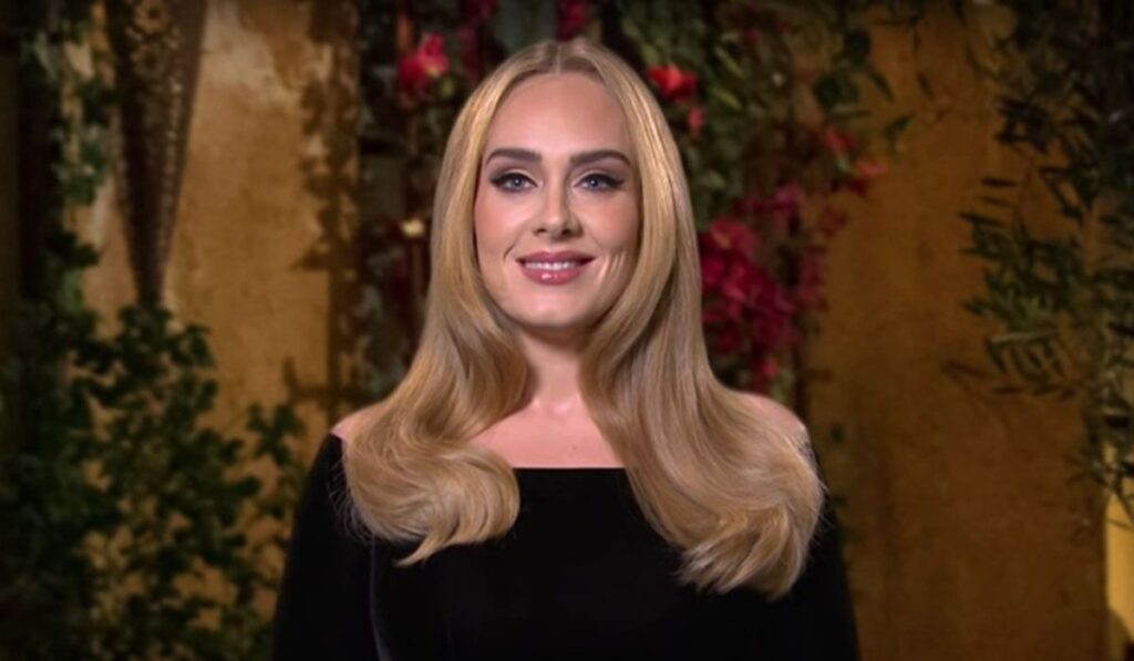 Adele tells her favorite song from her career