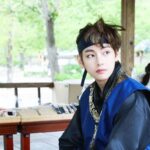 BTS: How many languages can V speak?
