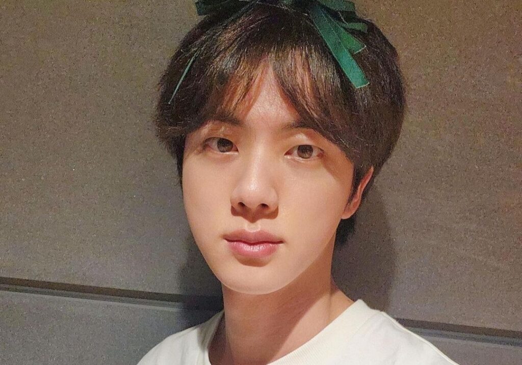 BTS: Jin is furious and asks ARMY to stop using this photo, find out why