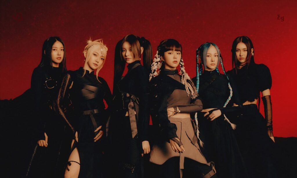 EVERGLOW announces comeback date and releases 1st teaser