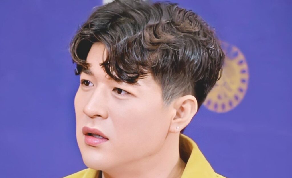 Super Junior's Shindong tests positive for COVID-19