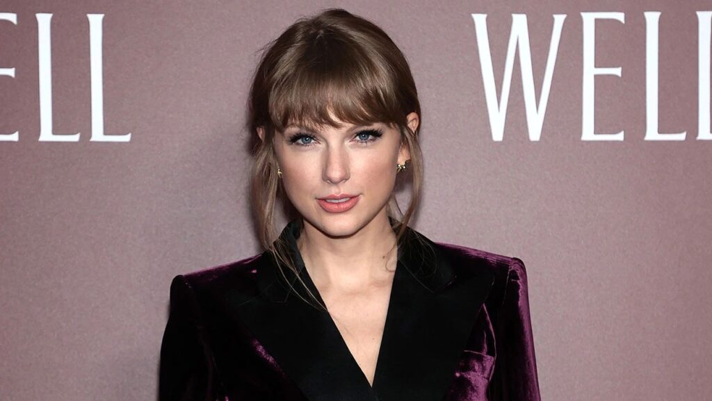 Taylor Swift reacts to Billy Joel's words comparing her to The Beatles