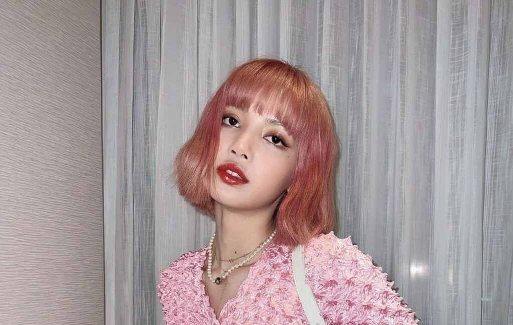 What is BLACKPINK's Lisa favorite food?