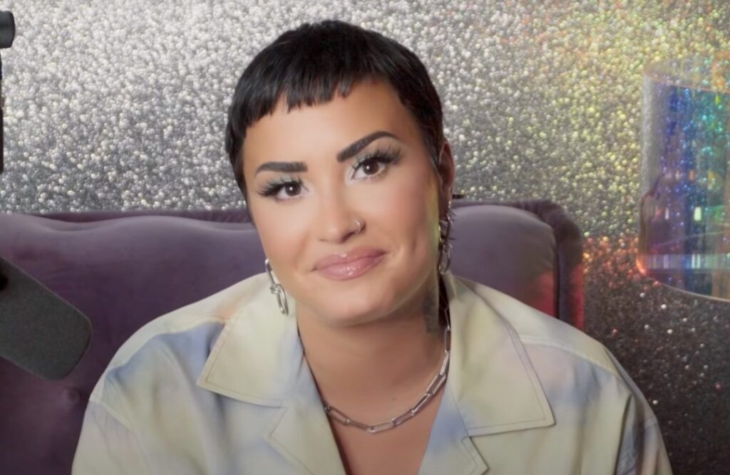 Child says Demi Lovato 'is very good for her age'. See the singer reaction