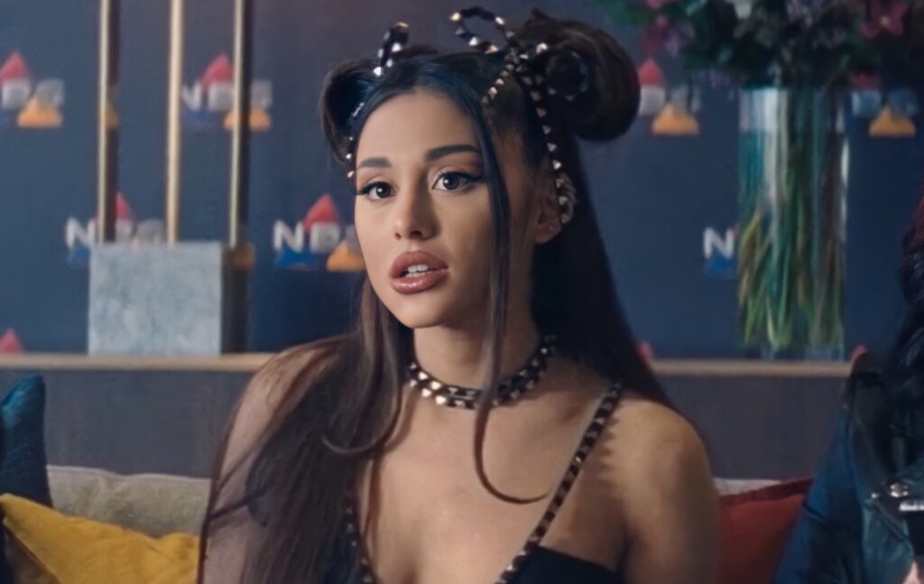 'Don't Look Up' director says Ariana Grande is the world's biggest pop star 'Don't Look Up' director says Ariana Grande is the world's biggest pop star
