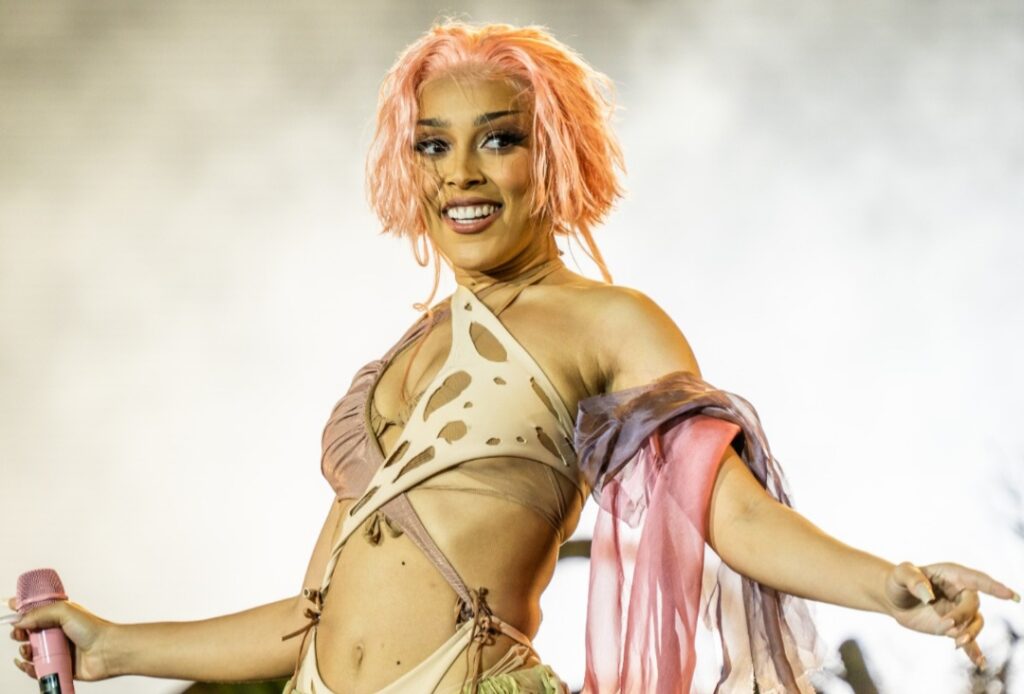 Doja Cat wants to produce a double album with a pop-rap and Hip-Hop side