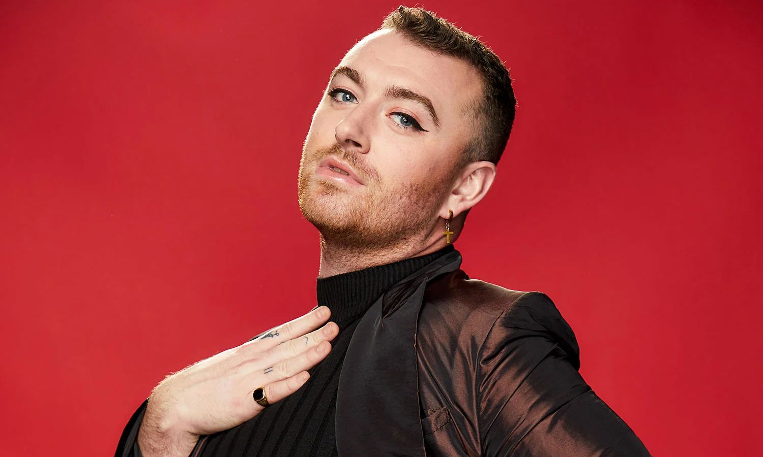Sam Smith's friend verbally assaults a fan of the artist