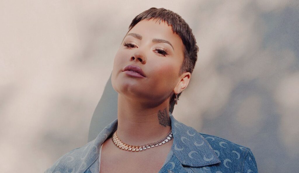 Demi Lovato got a spider tattoo on their head. See how they look like!