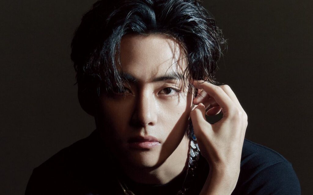 Famous producer says he hopes to work with BTS' Taehyung on musical