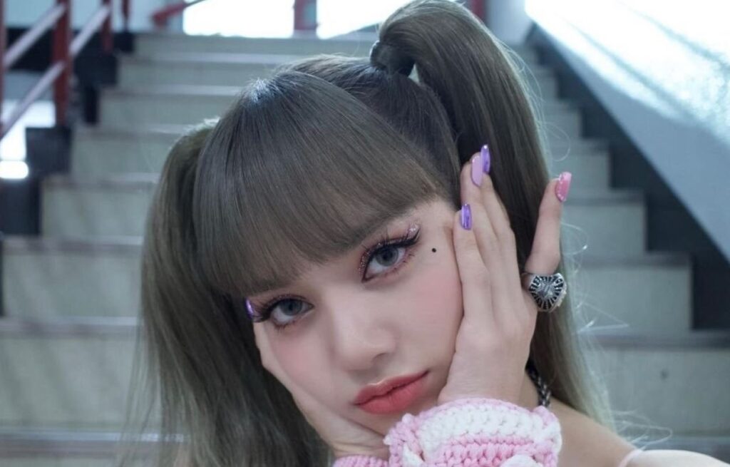 BLACKPINK's Lisa reacts to the incredible success of her song 'MONEY'