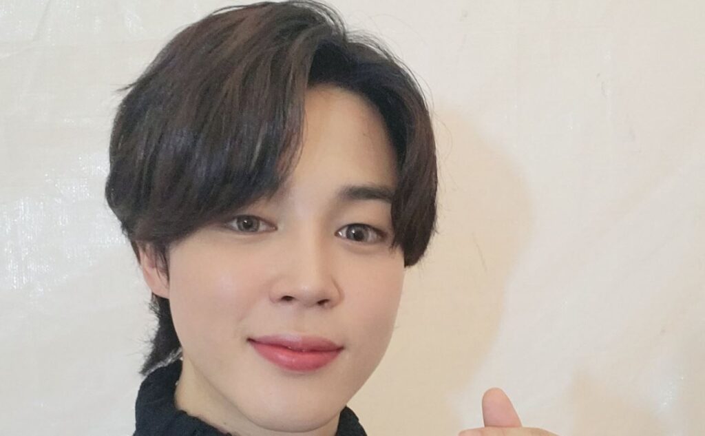 BTS: Jimin reappears after emergency surgery and makes his fans cry