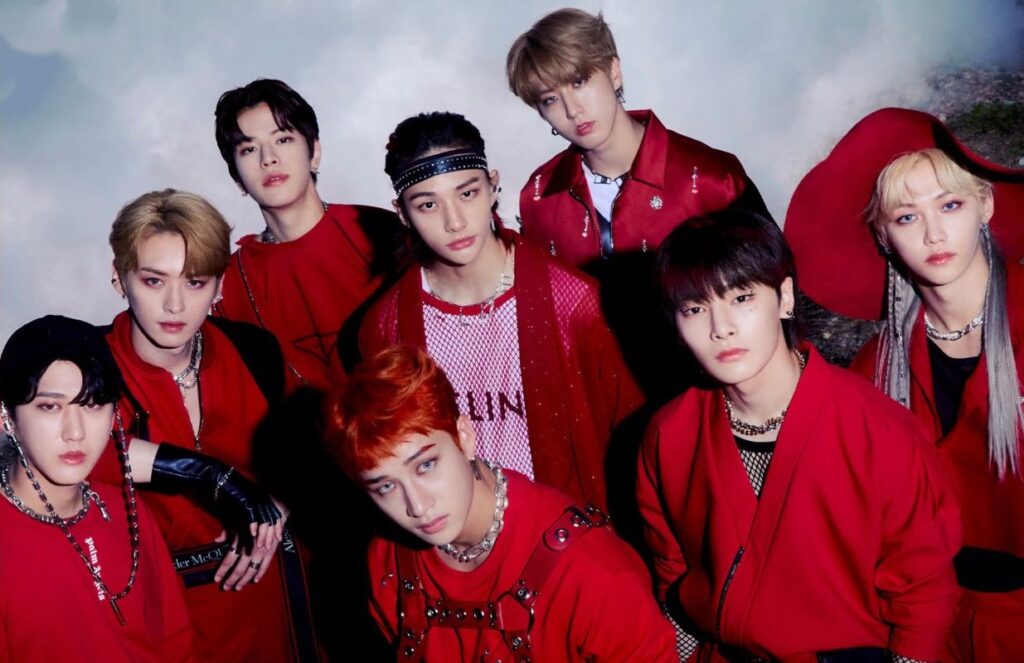 Stray Kids announces comeback and releases “ODDINARY” teaser