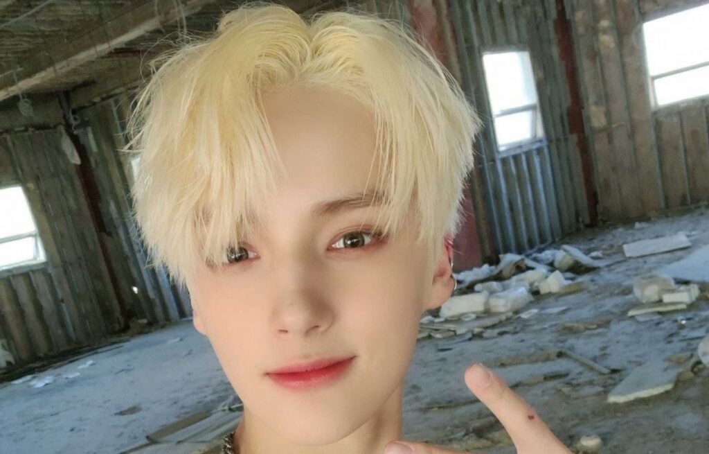 TXT: Everyone had a crush on Hueningkai at his all-boys high school on Valentine's Day