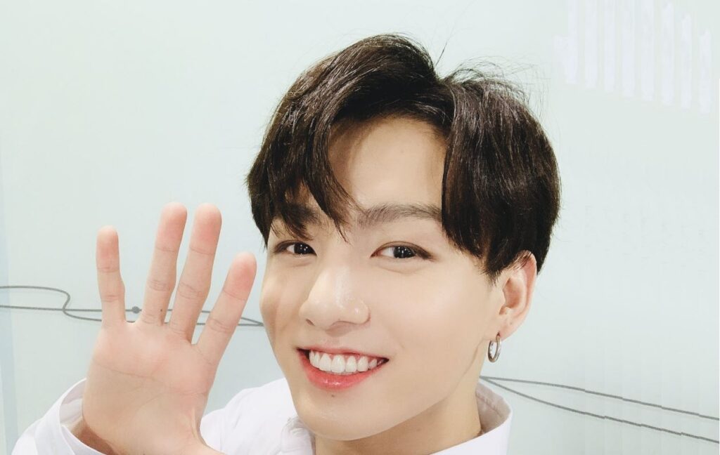 BTS' Jungkook reveals he would like to have a date with this handsome guy