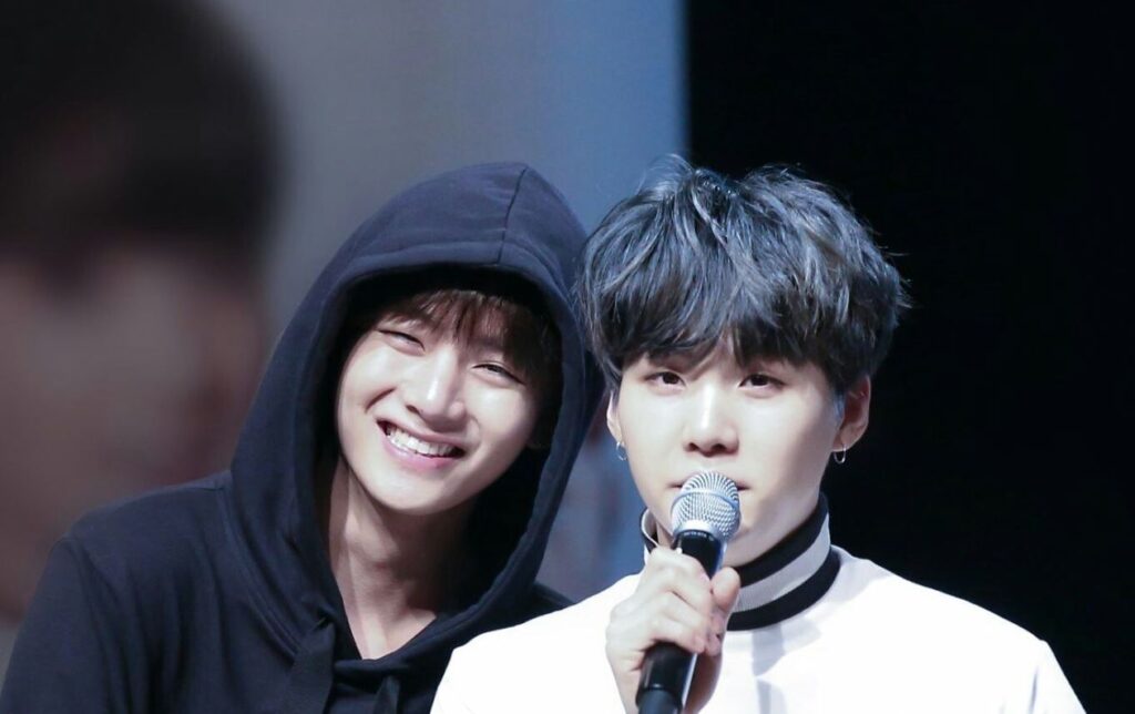 BTS: Suga defends V from criticism for having a distinct personality