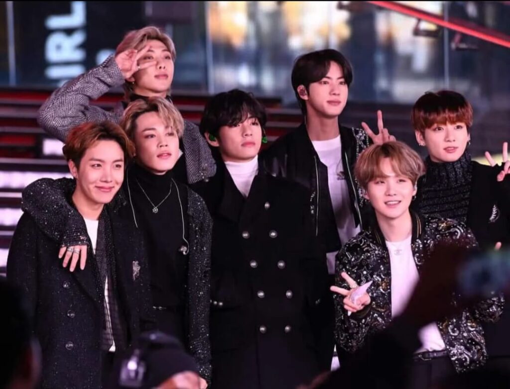 BTS' label files lawsuits against the group's online defamers