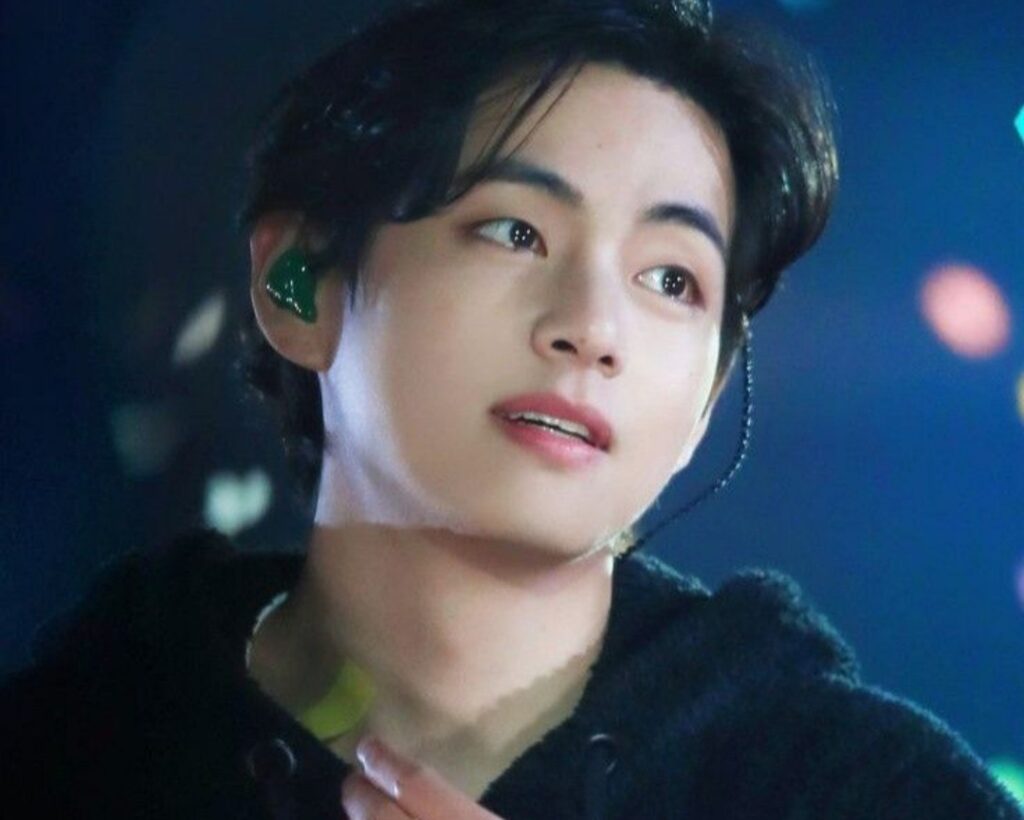 BTS' Taehyung dedicates poem to ARMY on “PTD on Stage in Seoul”