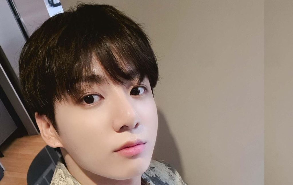 BTS' Jungkook flirts with a girl who has trouble finding a boyfriend