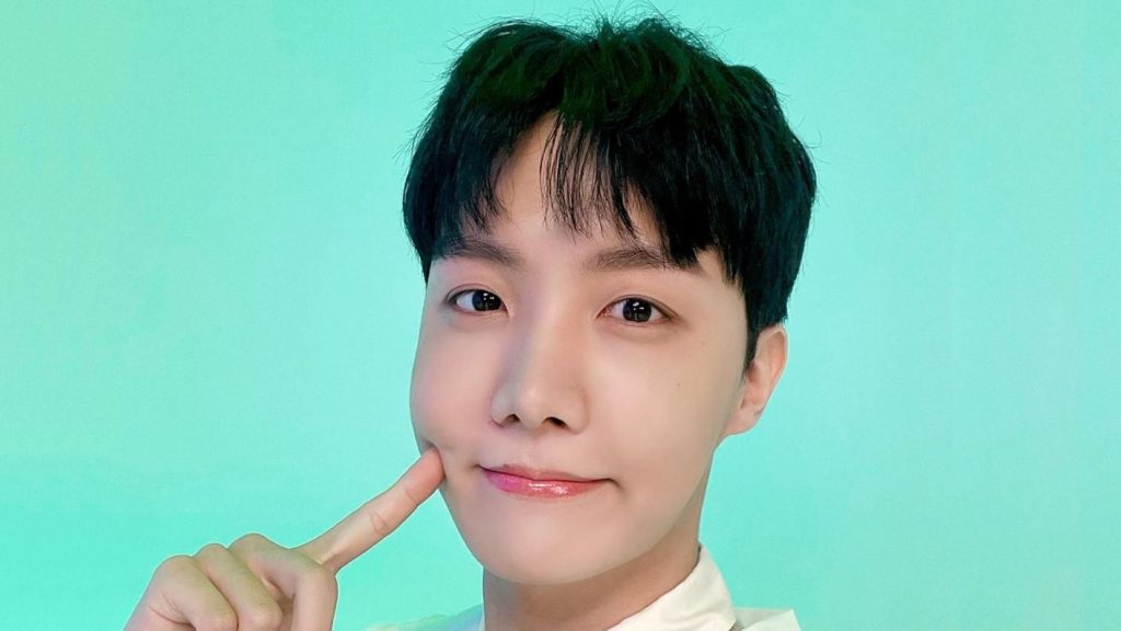 BTS' J-Hope gives scholarship to outstanding female students in South Korea