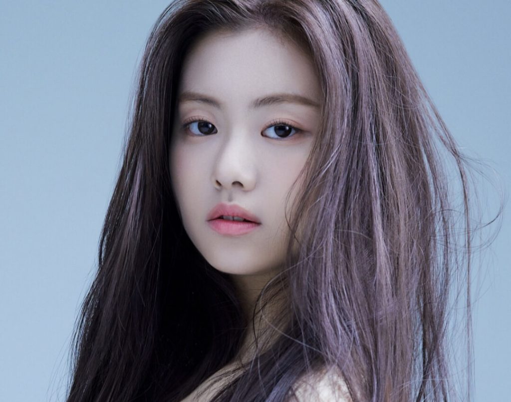 LE SSERAFIM's Kim Garam criticized for 'looking phony'