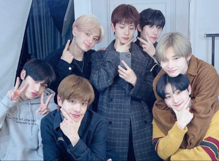 ENHYPEN became the fastest artist to reach 1 billion streams on Spotify