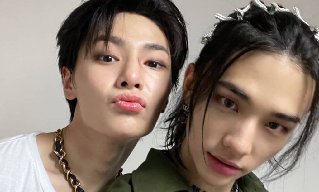 I.N and Hyunjin caught in hot pose during Stray Kids concert