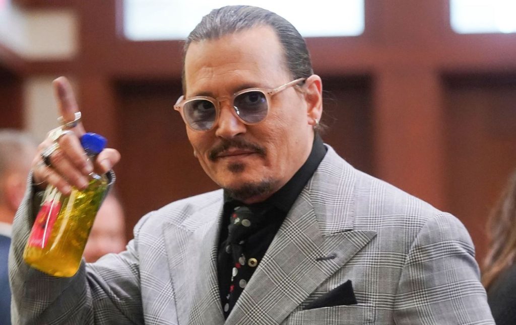 Johnny Depp vindicates himself after winning lawsuit against Amber Heard and is caught in celebration