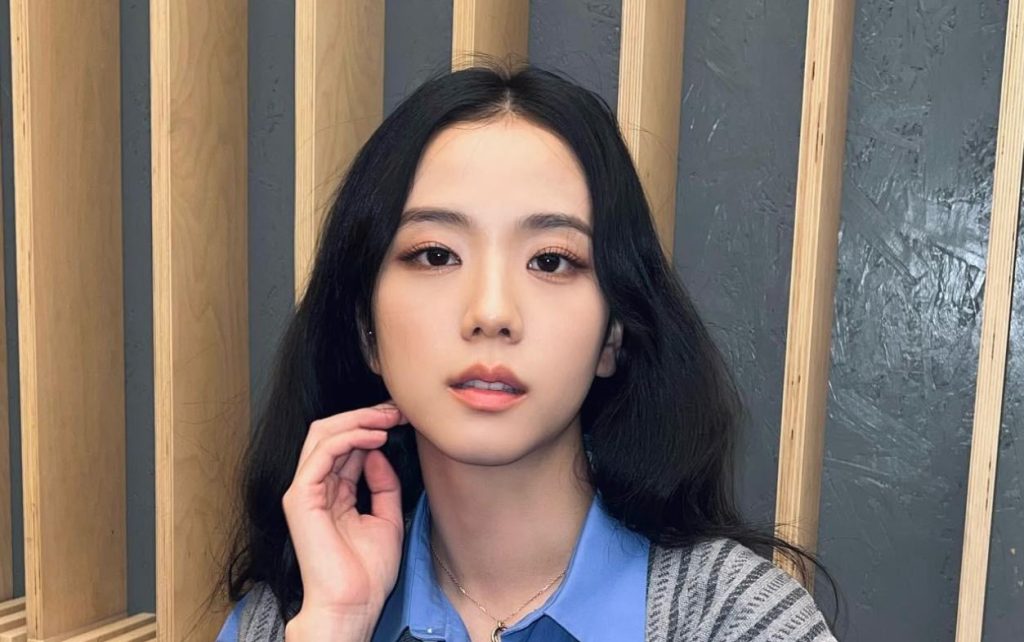 Rolling Stone under fire for stating that Jisoo is the less-talented member of BLACKPINK