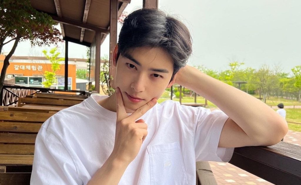 Cha Eun Woo reveals the worst way to break up with someone