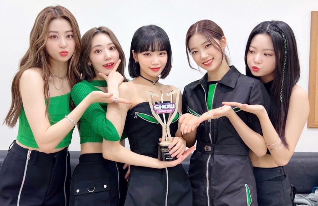 LE SSERAFIM reveal their official fandom name. Find out