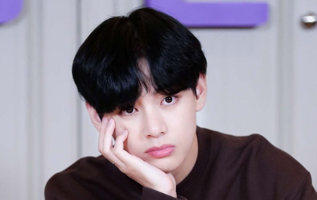 BTS' V confesses that he has never had a girlfriend and he still "Innocent" BTS' V confesses that he has never had a girlfriend and he still "Innocent"