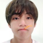 BTS' V has an embarrassing moment and his reaction is completely hilarious