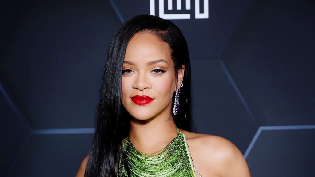 Rihanna confirms she will perform at the Super Bowl 2023